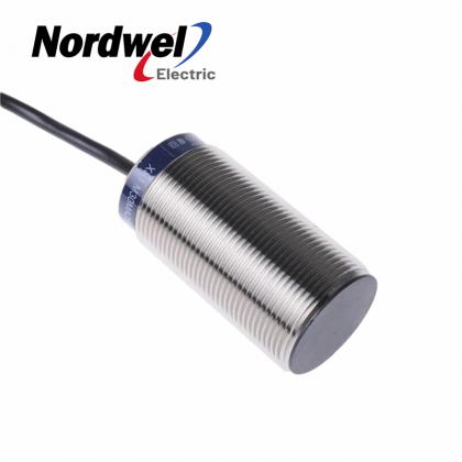thumbnail image 2 of Schneider Electric XS1M30MB250L1 Inductive Proximity Sensor - 240VAC 300MA 2 of 4