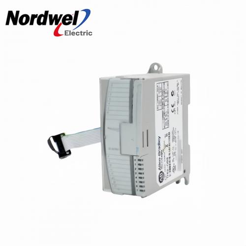 MicroLogix 1762-IF2OF2 Analog Input/Output Module