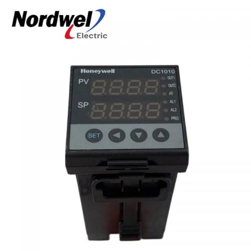 Honeywell DC1010CR-101000-E DC1000 48 x 48 mm Digital Controller with RTD Input Product Image